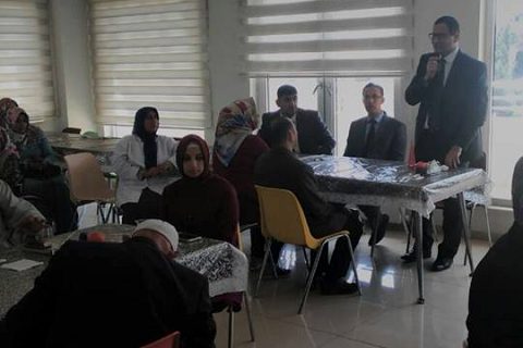 Nizip Kaymakamı Sayın Harun SARIFAKIOĞULLARI, Nizip Huzurevinde kalan yaşlılarımızı z