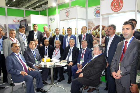 Nizip Zeytini ve Zeytinyağı İzmirde Ulusal Pazara Tanıtılıyor