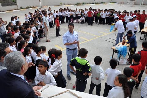 Ortaokul öğrencilerinden bilim fuari