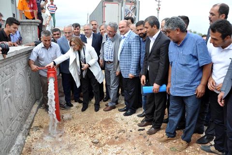 Nizip te yeni su şebesinin bir kismi devreye girdi