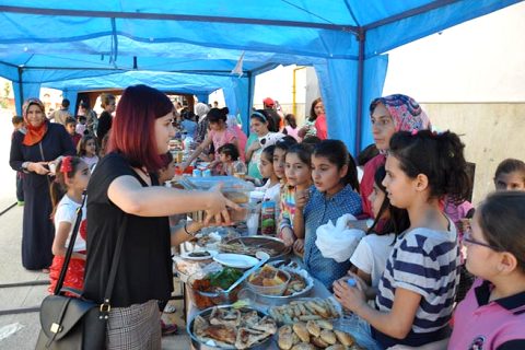 Yetimlere yönelik kermes
