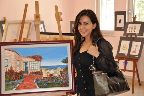Lise öğrencilerinin yil sonu resim sergisi