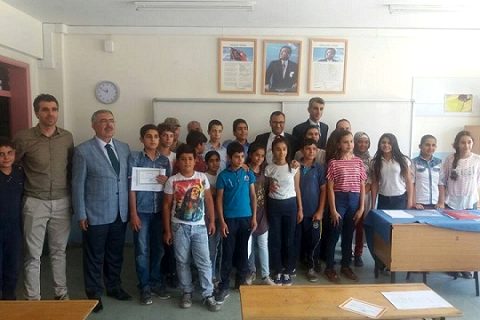 İslim Sayın Ortaokulunda karne dağıtım töreni düzenlendi..