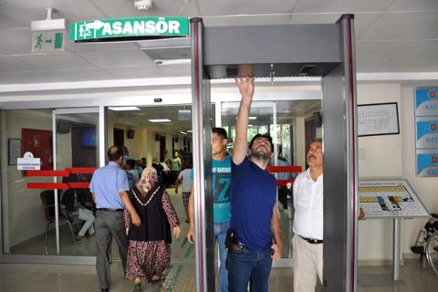 Hastanede şiddete ?x-ray? Ile önlem