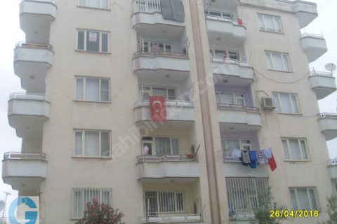 ÖZ ÇİLOĞLU GAYRİMENKUL'DEN Esen Kentte Ara Kat 3+1 Daire