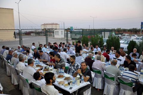 Tajmahal yapi denetim den geleneksel iftar