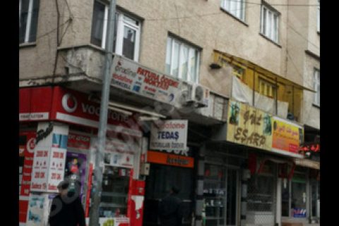 Sahibinden ana cadde üzerinde satilik daire