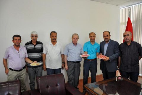 Ilk beng antep fistiği sahibine ödül kazandirdi