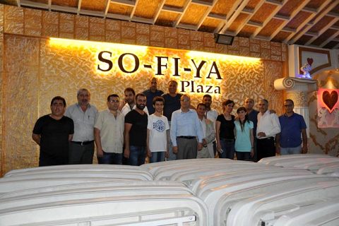 Nizip radyo televizyon kurumundan iftar