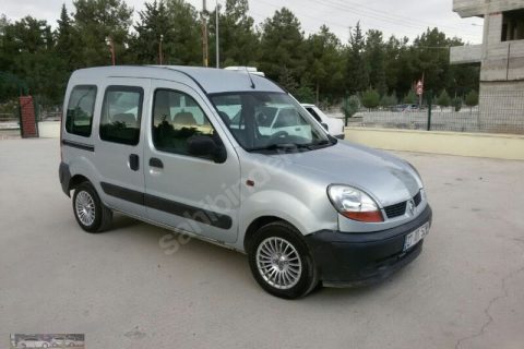 Eylül Otomotivden 2003 hatasiZ boyasiZ kango