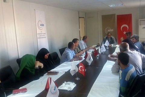 Geçici Barınma Merkezlerinden Nizip-1 Çadırkentte kalan Suriyeli misafirlerle toplant