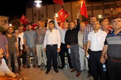 Nizip Ticaret Odası Demokrasi Nöbetinde