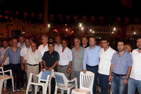 Nizip Ticaret Odası Milli İrade Nöbetine Devam Ediyor