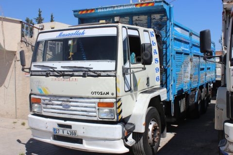 Firat oto galeriden 1996 model ford carco