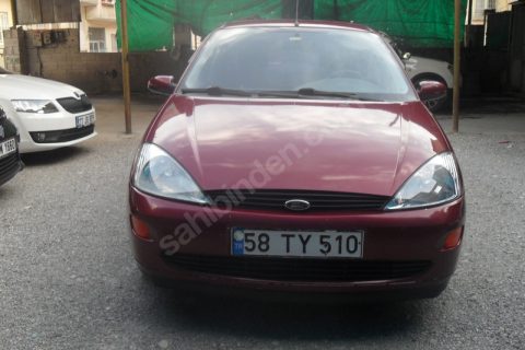 2001 birinci sinif..tek parça boyali..otomatik focus..