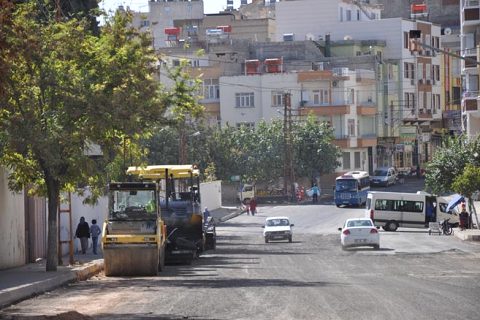Lise caddesi yenileniyor