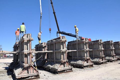 Her gün 75 beton blok suriye sinirina gönderiliyor