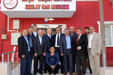 NTO Nizip Sen Çok Yaşa Sloganıyla Kan Bağışı Kampanyası Düzenledi