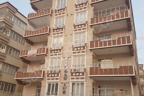 Öz ÇİLOĞLU GAYRİMENKUL'DEN Ara Kat 3+1 Sıfır Daire...