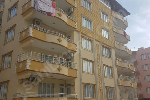 Öz ÇİLOĞLU GAYRİMENKUL'DEN 220 M'2 4+1 Bakımlı Daire...