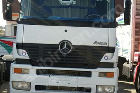 çakir otomotivden 2005 axor çekici