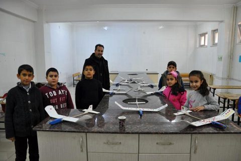 Salih Ekmekçi İlkokulu nda ?Model Uçak Kursu?