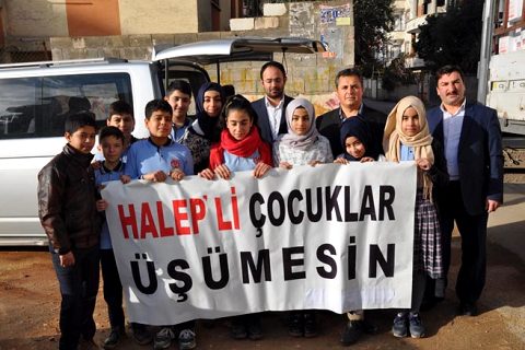 öğrenciler halep için seferber oldu