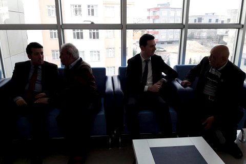 Nizip devlet hastanesi yönetimi huzurevini ziyaret etti