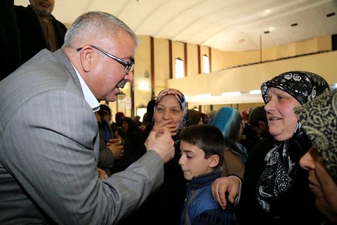 Akdoğan emeklilerle bir araya geldi