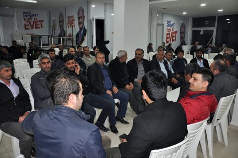 Akdoğan son barikati 16 nisan da hep birlikte devireceğiz