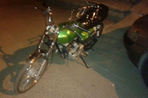 çaldiklari motosikletle yakalandilar