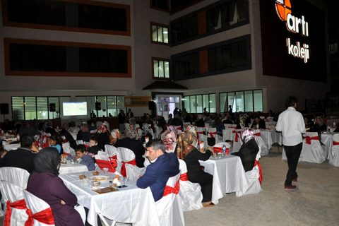 özel nizip arti anadolu lisesi nden kutlu doğum etkinliği