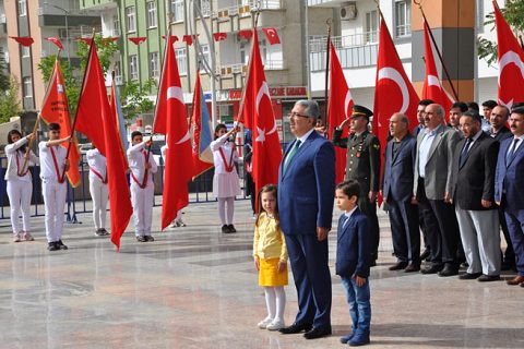 23 nisan nizipte coşkuyla kutlandi