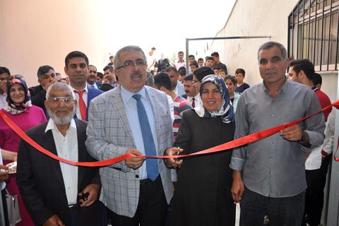 4006 tubitak bilim fuarini şehit ailesi açti