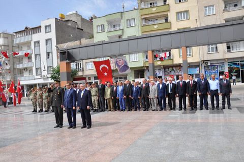 19 mayis coşkuyla kutlandi