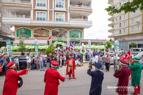 Ikbal sofrasi cafe ve restaurant hizmete açildi
