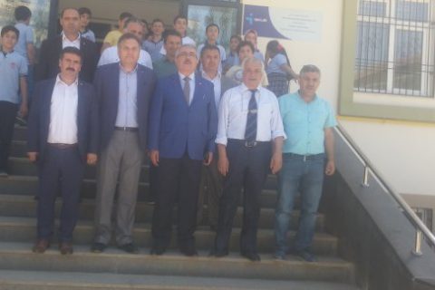 İlçemiz Salih İlhan İmam Hatip Ortaokulu  Tübitak 4006 Bilim Fuarı Yapıldı