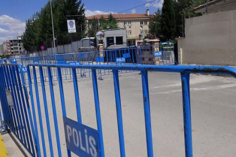 Kapkaç zanlisi tutuklandi