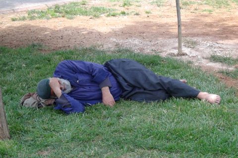 Vatandaşlar parklarda zaman geçiriyor