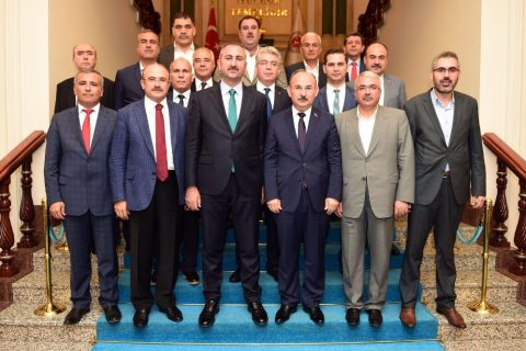 Nizip Heyetinden Abdulhamit Gül ve Ahmet Eşref Fakıbaba'ya Ziyaret