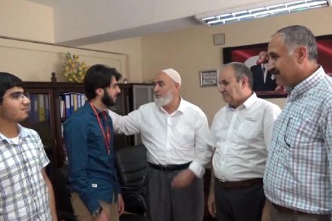Başarili öğrenciler ödüllendirildi