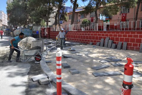 Cumhuriyet mahallesindeki çalişmalar hiz kazandi
