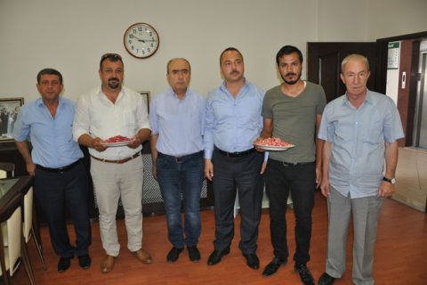 Ilk ben fistiği üreticilerine altin