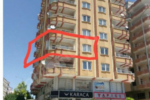 özdemir emlak tan cadde üzerinde