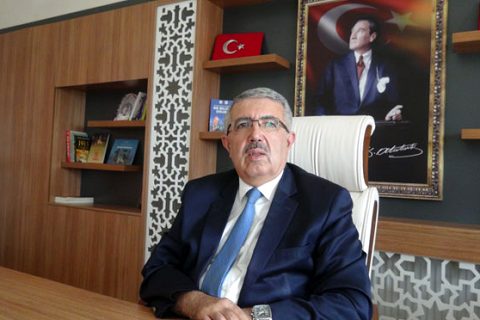 Okullar pazartesi günü açiliyor