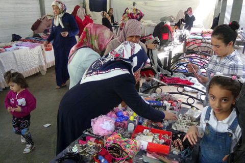 Fatih talebe yurdundan kermes