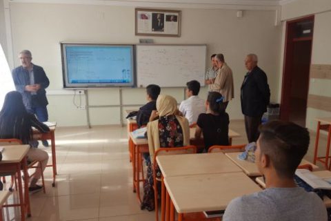 Hafta Sonu Yapılan Destekleme Yetiştirme Kurslarını ziyaret
