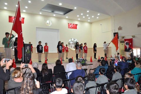 Ada koleji nden cumhuriyet bayrami etkinliği