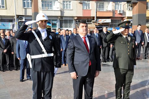 Mustafa kemal atatürk ölümün 79 ncu yildönümü nde anildi
