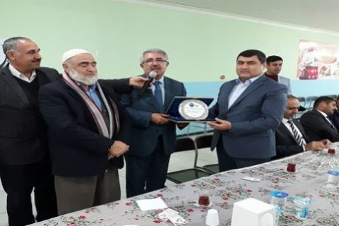 Nizip İmam Hatip Liseliler Derneğinden İlçe Milli Eğitim Müdürümüz Sayın Cengiz Günde